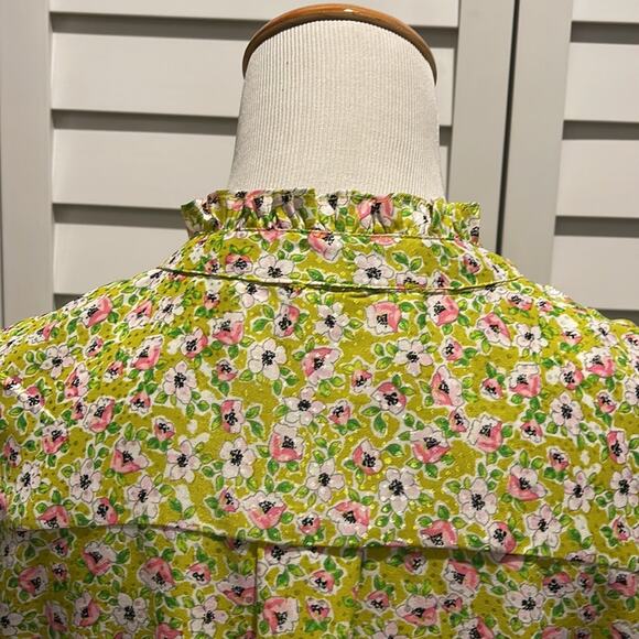 Beautiful printed long Sleeve Blouse with ruffle in color - Picture 7 of 9